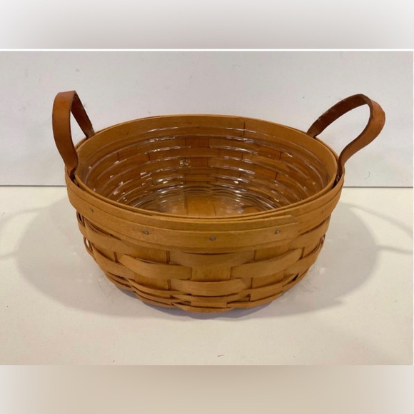 Longaberger Other - Longaberger Round Woven Darning Basket Leather Handles Vintage Handmade